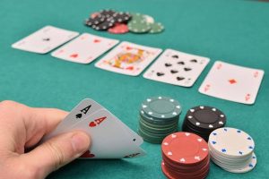 Cách chơi Poker Texas Hold’em